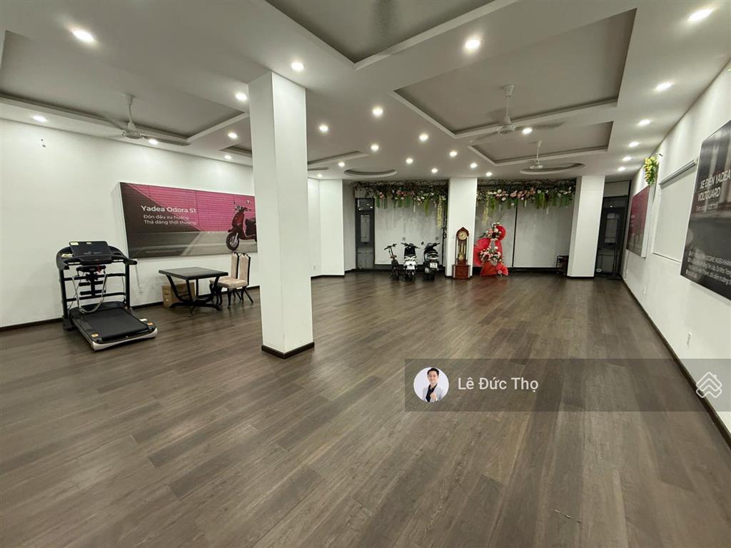 Cho thuê toà nhà đẹp 6 tầng đường tô hiến thành  trung tâm tp nha trang, gần biển, ngang 9m