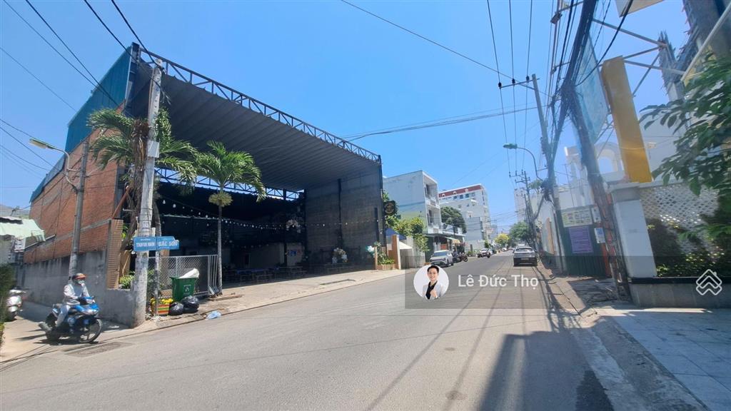 Bán đất đường bắc sơn rộng 500m2 ngang 20m lô góc, ra biển 500m. giá 55 tỷ. sổ hồng đất ở