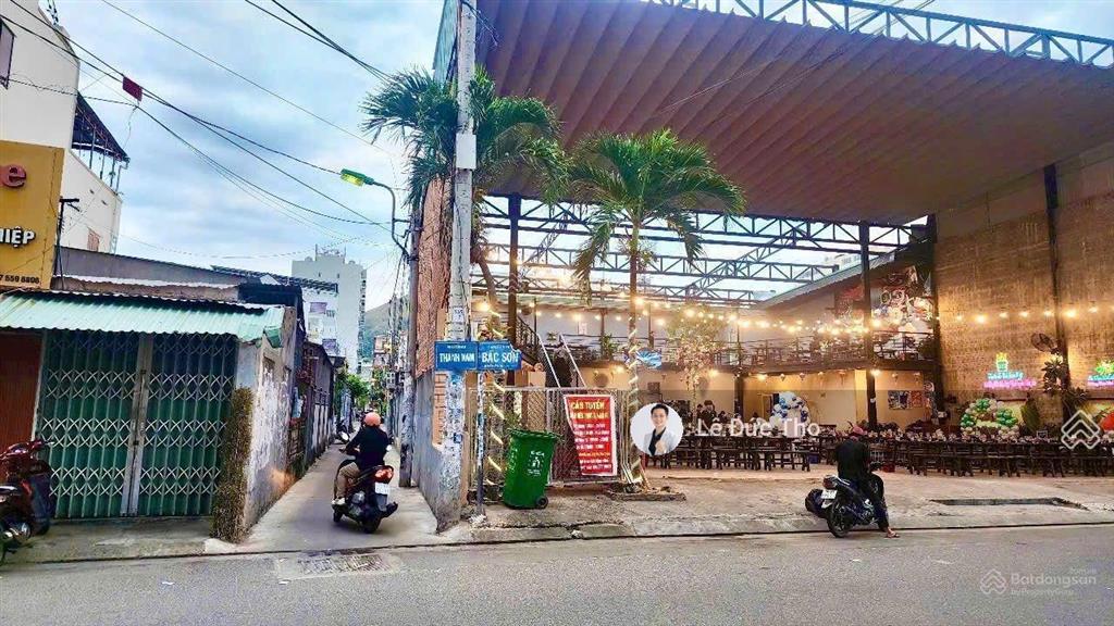 Bán đất đường bắc sơn rộng 500m2 ngang 20m lô góc, ra biển 500m. giá 55 tỷ. sổ hồng đất ở