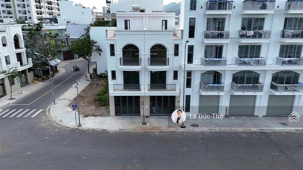 Nhà phố vcn phước long 2 nha trang, cách biển 7 phút, giá gốc, 95m2 ngang 5m 4 tầng. sổ hồng riêng