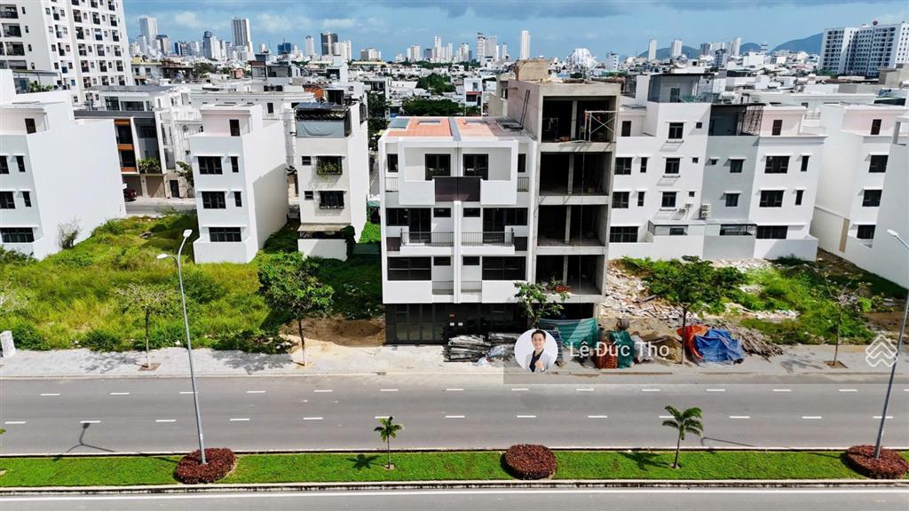 Nhà phố vcn phước long 2 nha trang, cách biển 7 phút, giá gốc, 95m2 ngang 5m 4 tầng. sổ hồng riêng