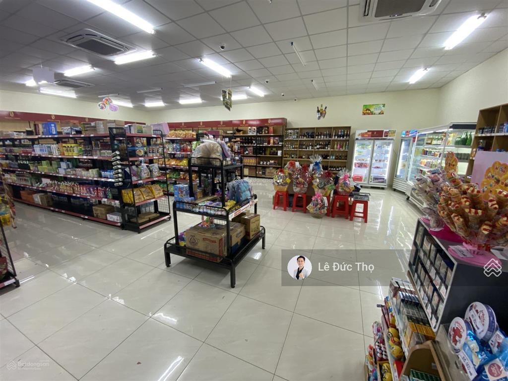 Cho thuê mặt bằng đường tô hiến thành diện tích 320m ngang 10m. giá thuê 130