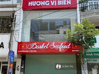 Bán nhà mặt tiền hồng bàng ngang 6m diện tích 82m2 nhà 3 tầng vị trí kinh doanh tốt, gần biển