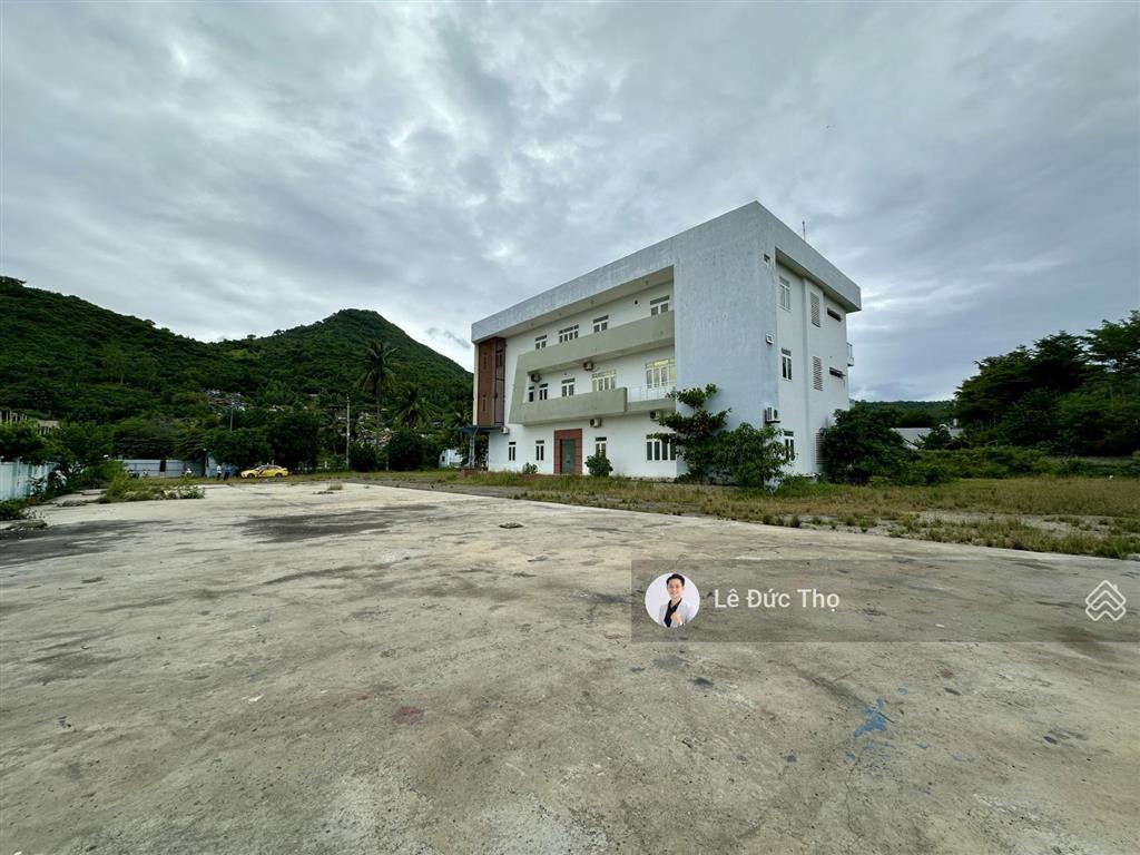 Cho thuê mặt bằng đường 2/4 rộng 5000m2 thời hạn 15 năm. giá thuê 140 triệu/tháng