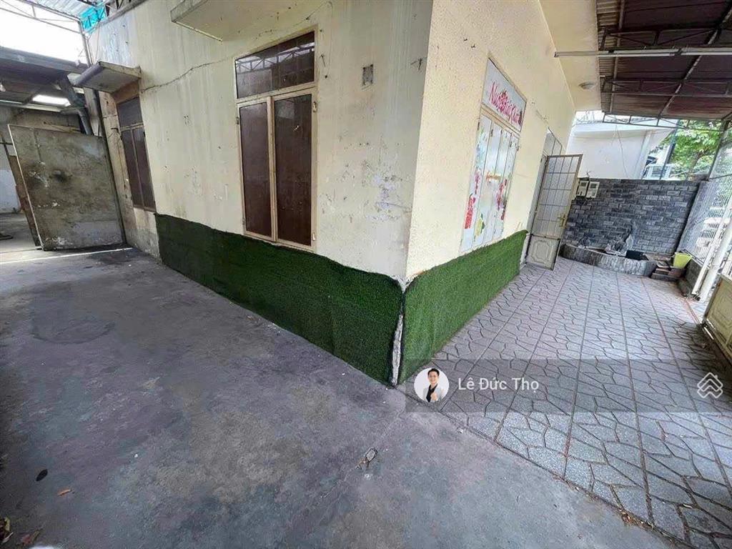 Cho thuê mặt bằng đường đống đa  khu bàn cờ trung tâm nha trang, ngang 10m dài 20m. giá thuê 50