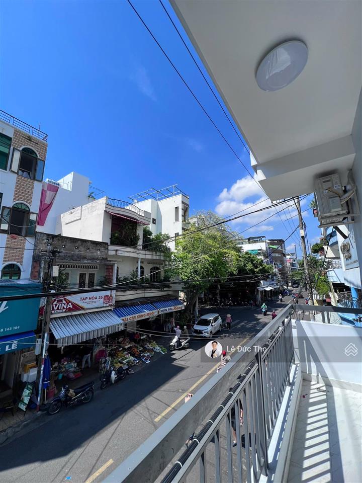 Bán nhà đẹp 4 tầng có thang máy khu bàn cờ gần chợ xóm mới, trung tâm nha trang. giá tốt