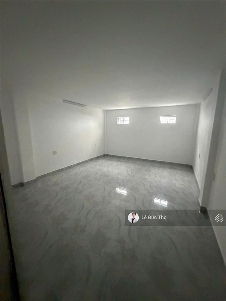 Bán nhà mặt tiền đường nguyễn thị minh khai ngang 5m diện tích 117m2 giá chỉ 180tr/m2