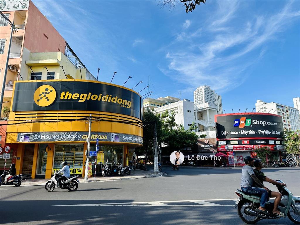 Bán nhà mặt phố lê thánh tôn, nha trang. diện tích 115,5m2 ngang 7,7m. giá bán 63 tỷ