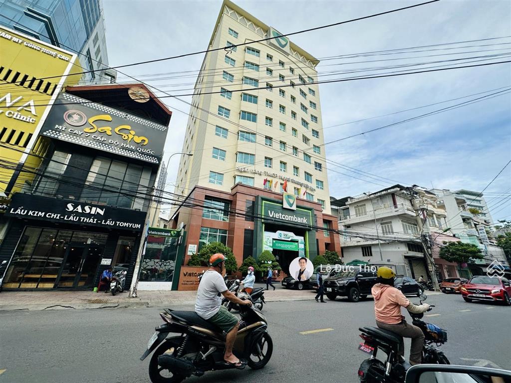 Cho thuê mặt bằng mặt tiền quang trung, trung tâm nha trang. ngang 6,4m. nhà mới vô kinh doanh ngay