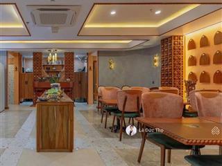 Bán khách sạn đẹp khu phố tây trần quang khải  gần biển nha trang, giá tốt thị trường