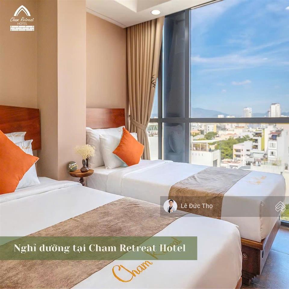 Bán khách sạn đẹp khu phố tây trần quang khải  gần biển nha trang, giá tốt thị trường