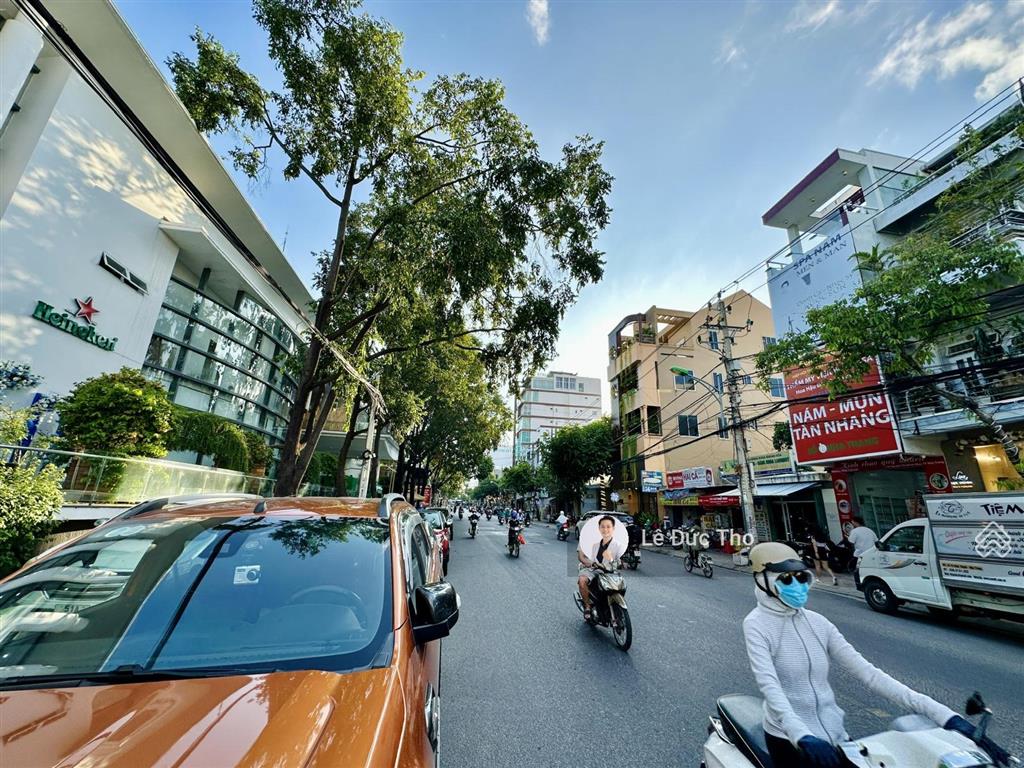 Bán nhà 4 tầng mặt tiền nguyễn thị minh khai, gần biển, giá 18 tỷ