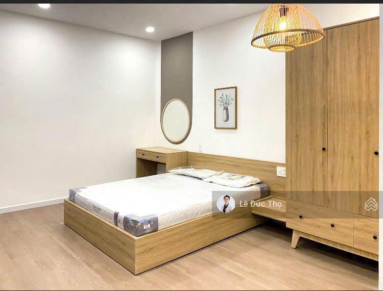 Bán nhà đẹp 4 tầng có 7 căn hộ mặt tiền nguyễn tất thành, gần dự án sun, gần cầu bình tân. giá tốt