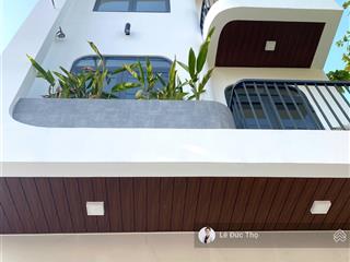 Bán nhà đẹp 4 tầng có 7 căn hộ mặt tiền nguyễn tất thành, gần dự án sun, gần cầu bình tân. giá tốt