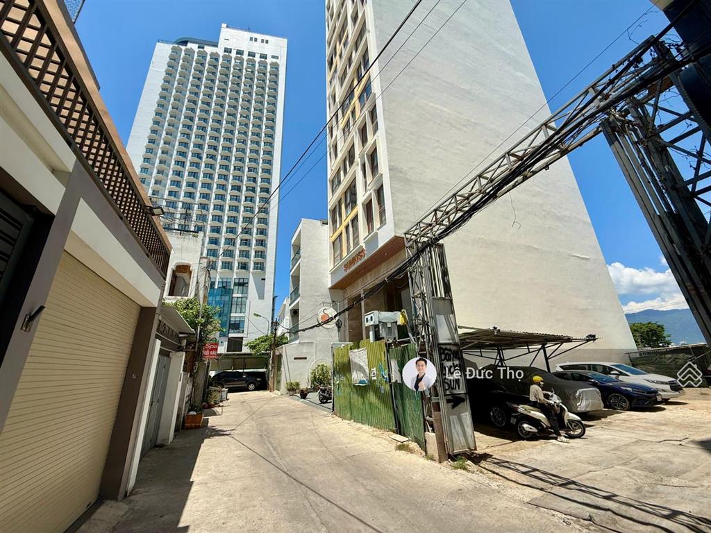 Bán đất hẻm 100 trần phú  nha trang, gần biển. 148m2 ngang 6.8m. giá chỉ 200tr/m2