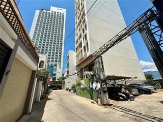 Bán đất hẻm 100 trần phú  nha trang, gần biển. 148m2 ngang 6.8m. giá chỉ 200tr/m2