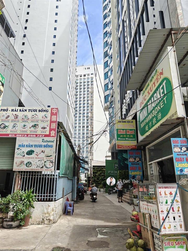 Bán đất hẻm 100 trần phú  nha trang, gần biển. 148m2 ngang 6.8m. giá chỉ 200tr/m2