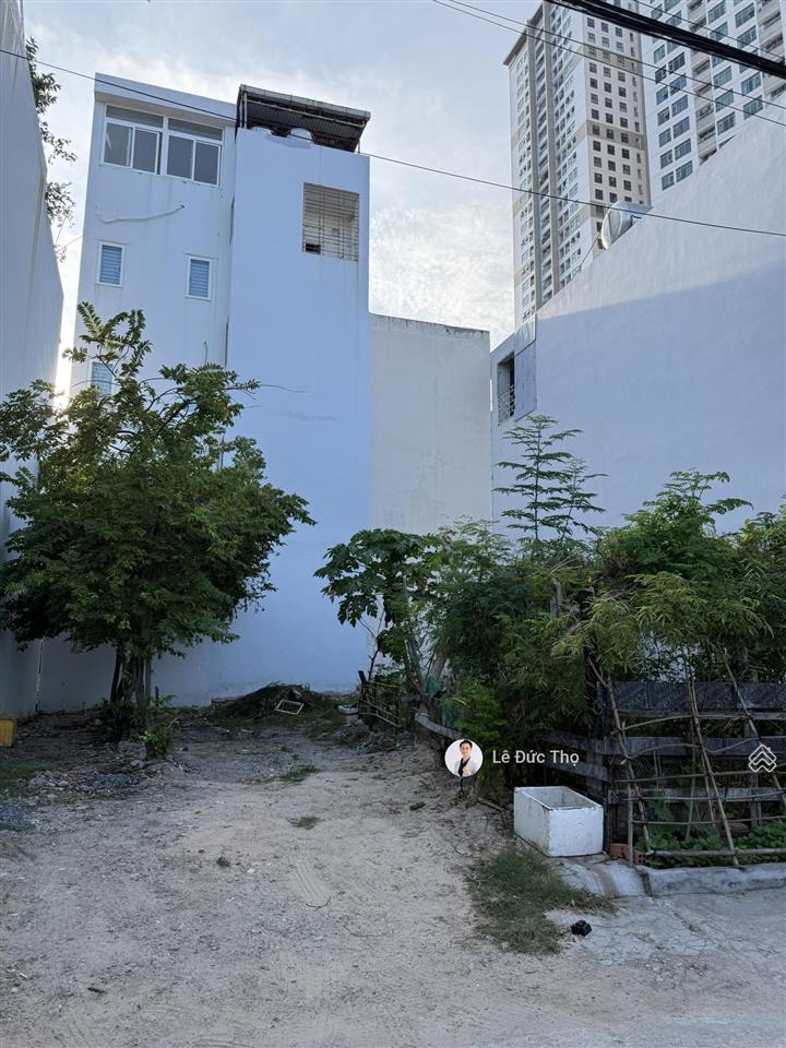 Bán đất gần biển hòn chồng, gần mường thanh viễn triều. ngang 12m dài 16,5m cực đẹp, view biển
