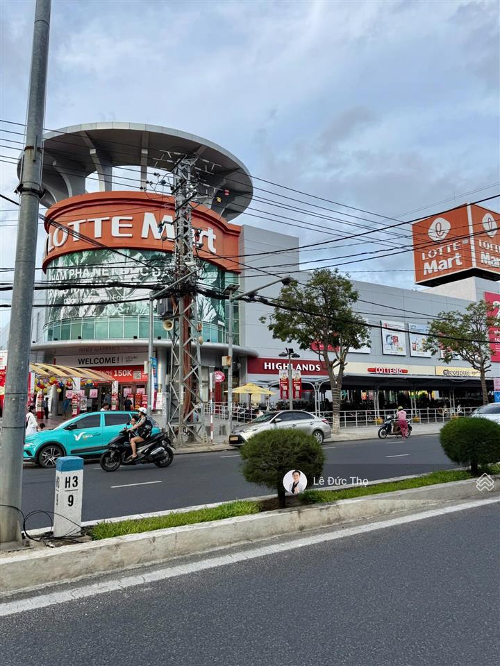 Bán toà nhà đường 23/10 gần lotte mark. diện tích 520m² ngang 25m cực đẹp và hiếm.