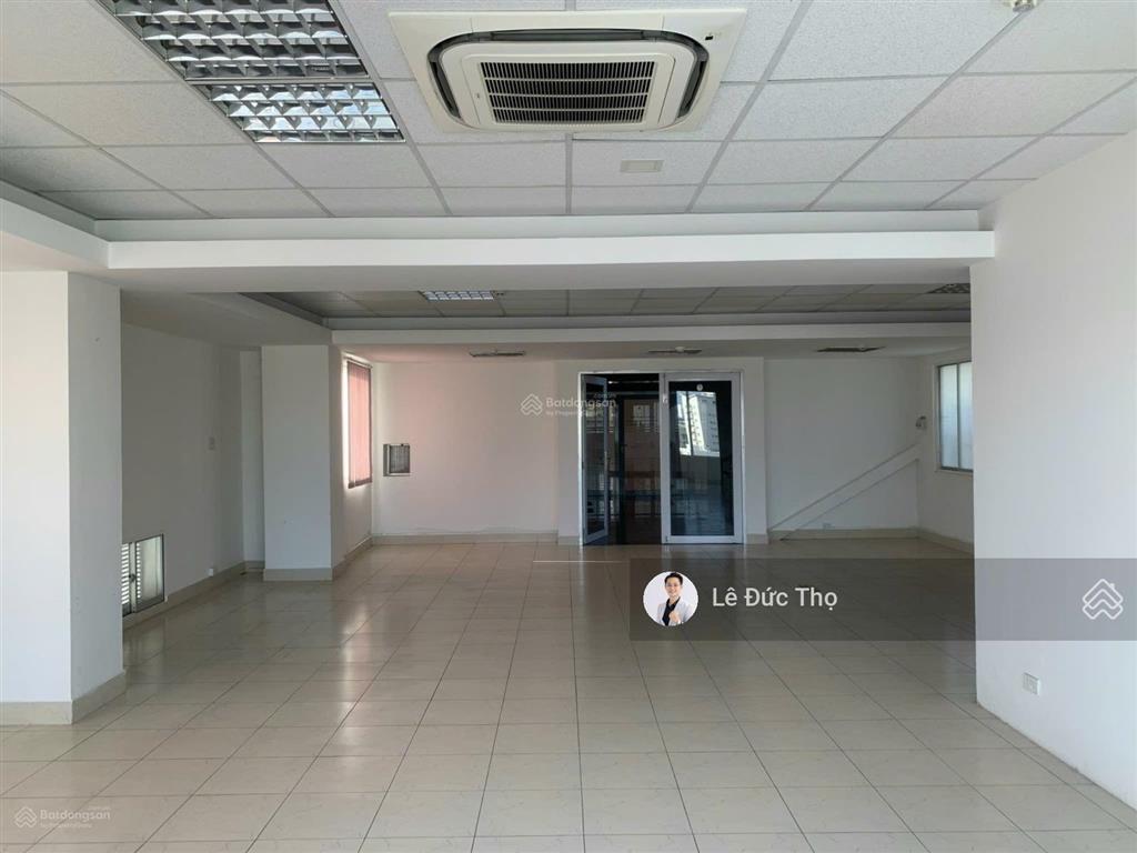 Cho thuê tòa nhà 9 tầng ngang 10m dài 25m trung tâm nha trang