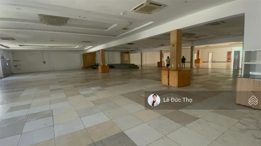 Cho thuê mặt bằng rộng 1500m² đường nguyễn thị minh khai  trung tâm nha trang