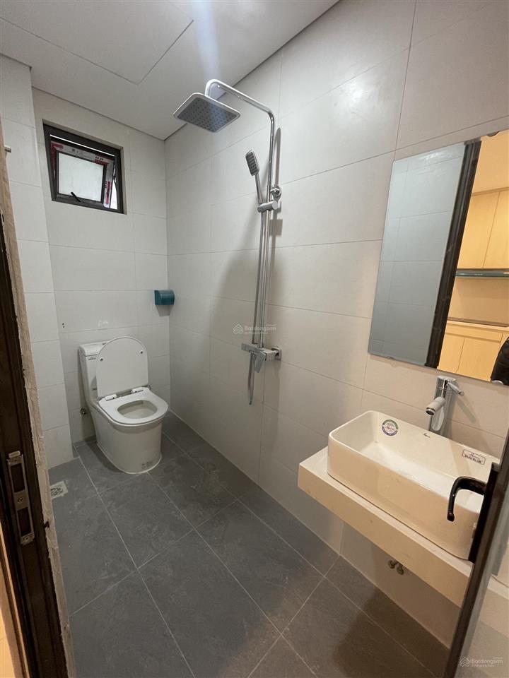 Căn hộ 1 ngủ trần khát chân 47m sử dụng nhà mới 1** tỷ