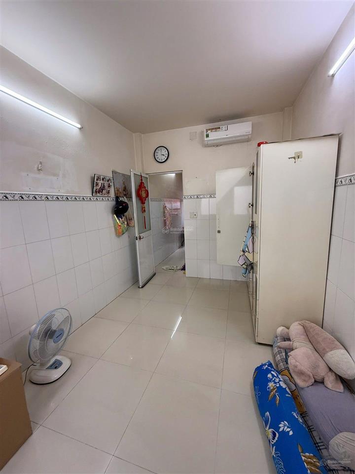 Bán nhà đẹp quận 11  sát mặt tiền lý nam đế  4 tầng  giá 5.2 tỷ