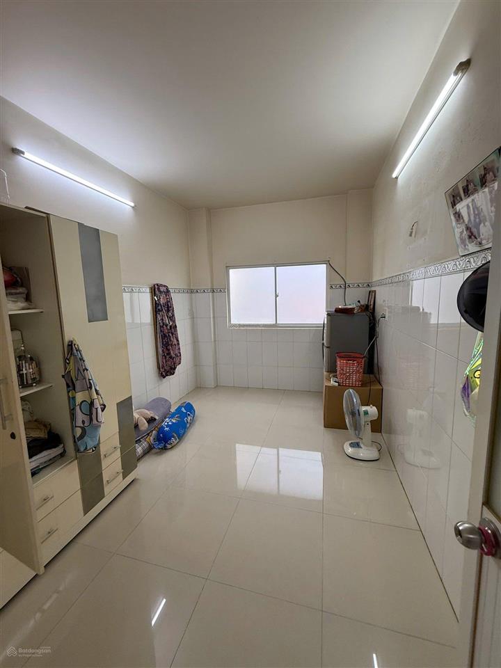 Bán nhà đẹp quận 11  sát mặt tiền lý nam đế  4 tầng  giá 5.2 tỷ