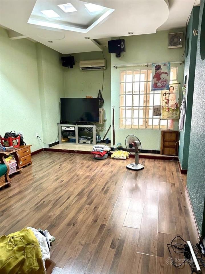 Bán nhà mt chợ lớn q6  vỉa hè 3m  kinh doanh đa ngành  giá 17.5 tỷ!