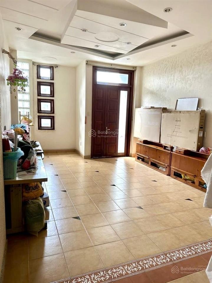 Bán nhà mt chợ lớn q6  vỉa hè 3m  kinh doanh đa ngành  giá 17.5 tỷ!