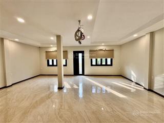 Bán nhà an bình q5  ngang 7.6m hiếm có  thang máy  giá 19.5 tỷ!