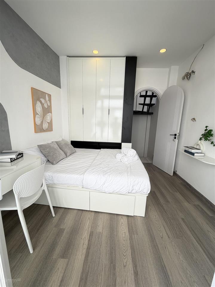 Bán nhà đ/c đường nguyễn văn trỗi, phú nhuận.
dt 3,3mx 7m  cn 20,1m2  100m2 sử dụng