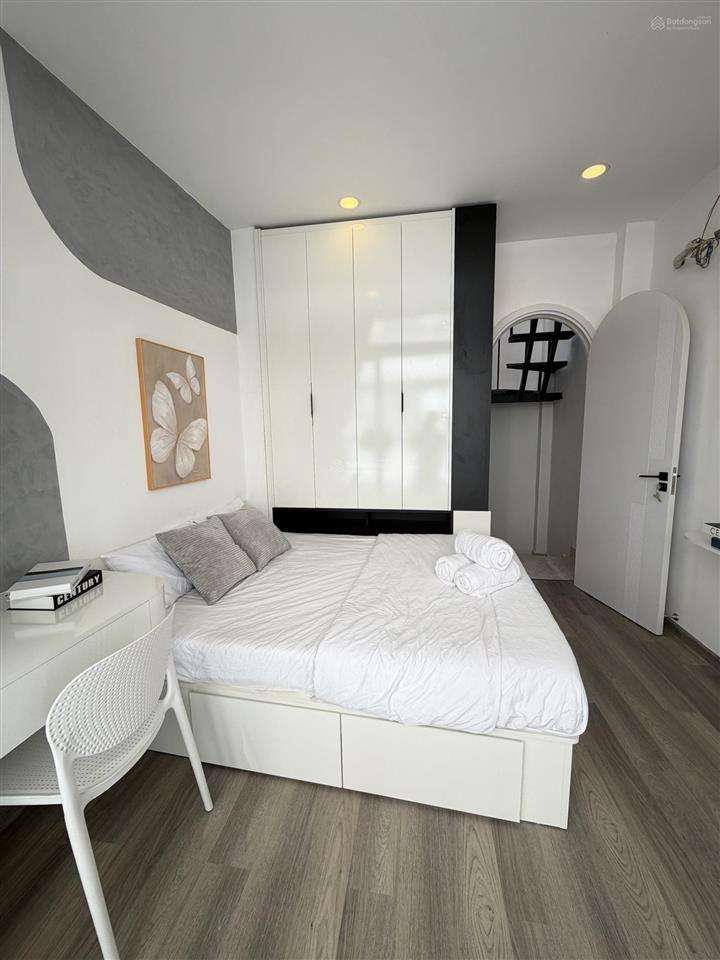 Bán nhà đ/c đường nguyễn văn trỗi, phú nhuận.
dt 3,3mx 7m  cn 20,1m2  100m2 sử dụng