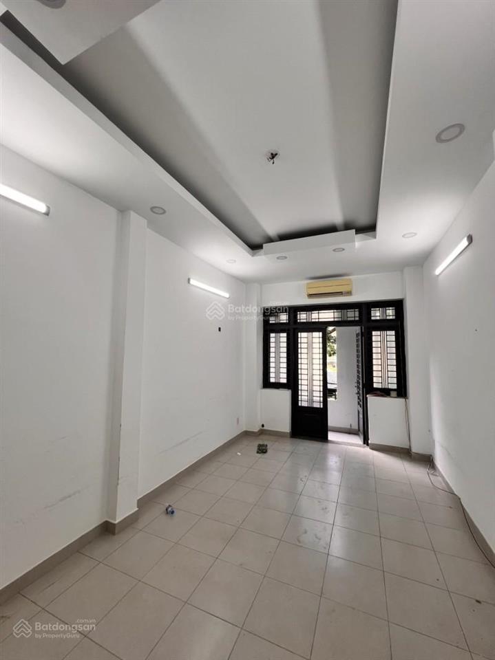 Bán nhà quận 10  4 tầng btct gần bắc hải   đường nguyễn giản thanh  phường 15