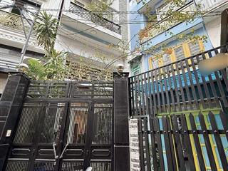 Bán nhà hxh vf3 đổ cửa cao thắng quận 10 50m (4 x 12.5) 5 tầng btct chính chủ xây dựng