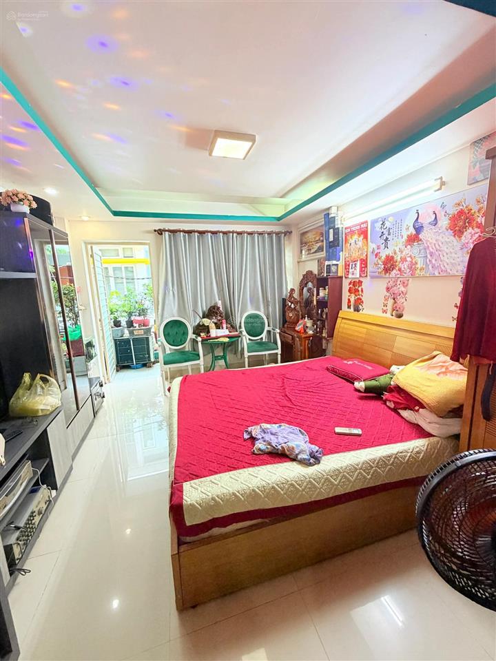 Bán nhà q10 giảm sốc 1 tỷ hxh nguyễn ngọc lộc 5 tầng chỉ 8,99 tỷ