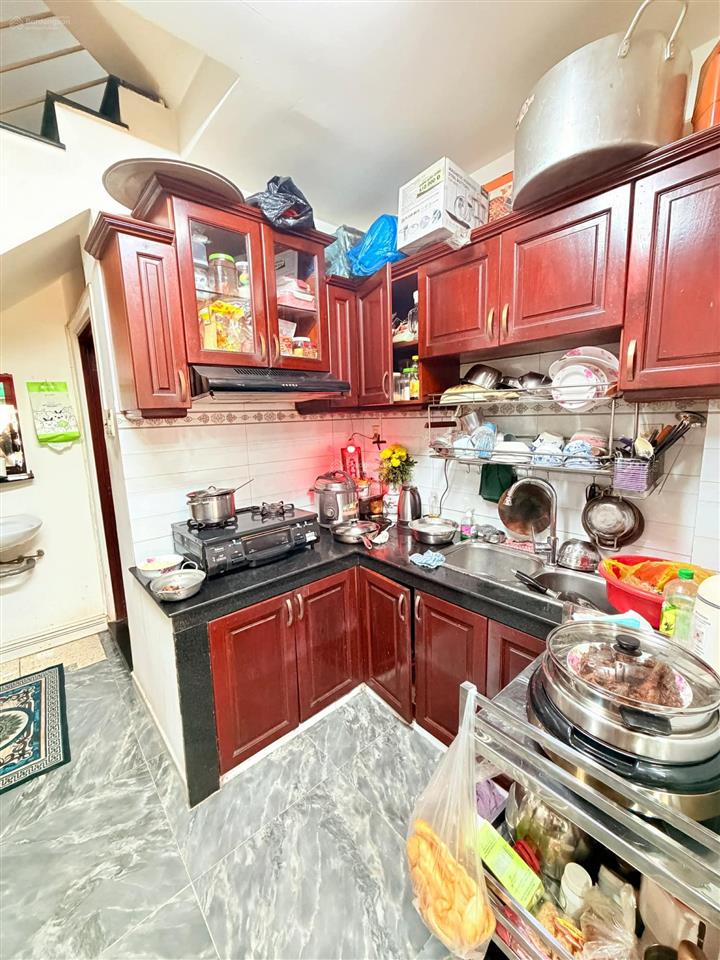 Bán nhà q10 giảm sốc 1 tỷ hxh nguyễn ngọc lộc 5 tầng chỉ 8,99 tỷ