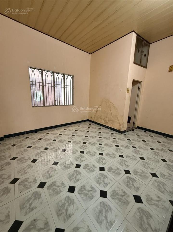 Bán nhà q5  hxh trần phú  65m2 nở hậu  giảm 600tr còn 7.8 tỷ  nở hậu 4,6m x 14,9m