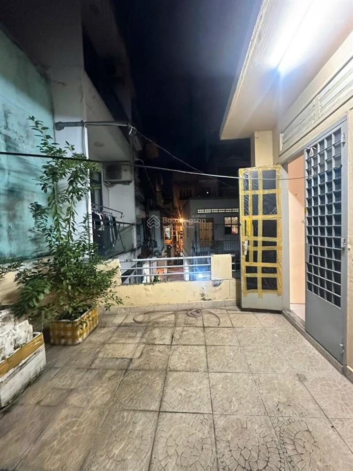 Bán nhà q5  hxh trần phú  65m2 nở hậu  giảm 600tr còn 7.8 tỷ  nở hậu 4,6m x 14,9m