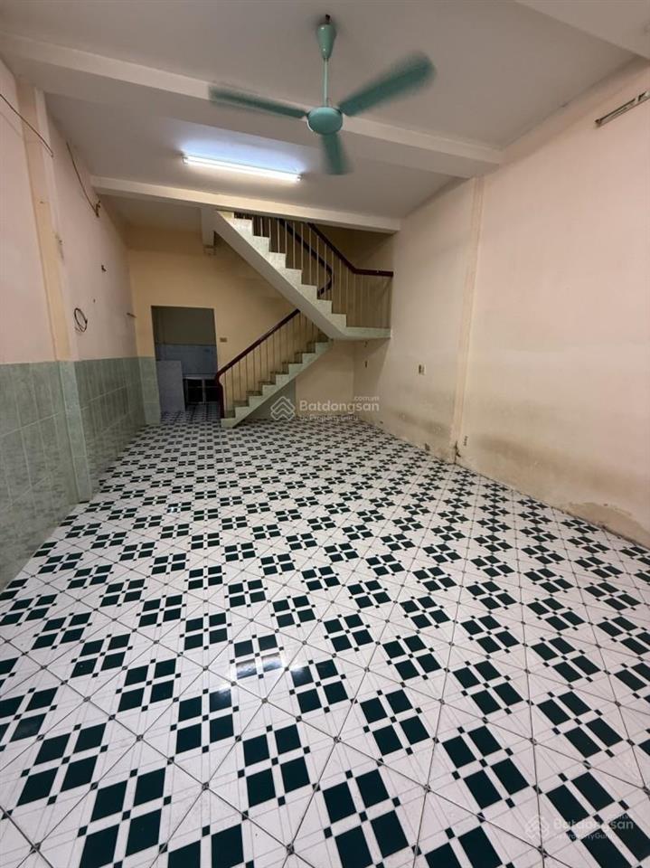 Bán nhà q5  hxh trần phú  65m2 nở hậu  giảm 600tr còn 7.8 tỷ  nở hậu 4,6m x 14,9m