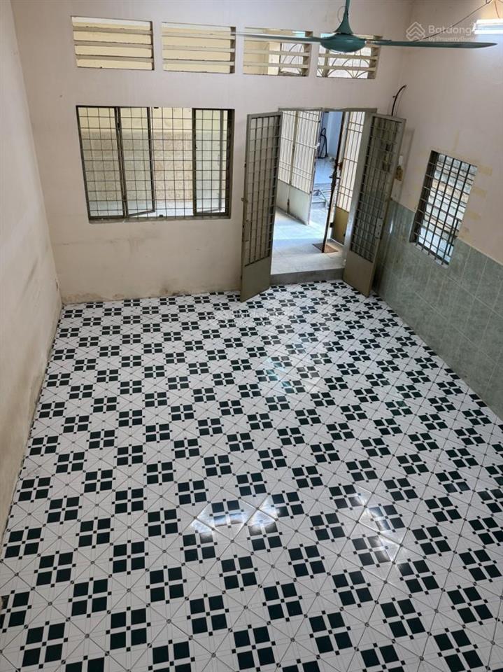 Bán nhà q5  hxh trần phú  65m2 nở hậu  giảm 600tr còn 7.8 tỷ  nở hậu 4,6m x 14,9m