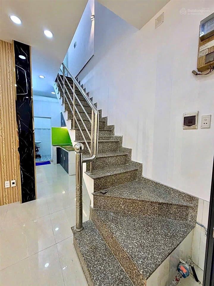 Bán nhà mới nguyễn trãi q5 3 tầng + sân thượng chỉ 5.5 tỷ tl * 151/.... nguyễn trãi
