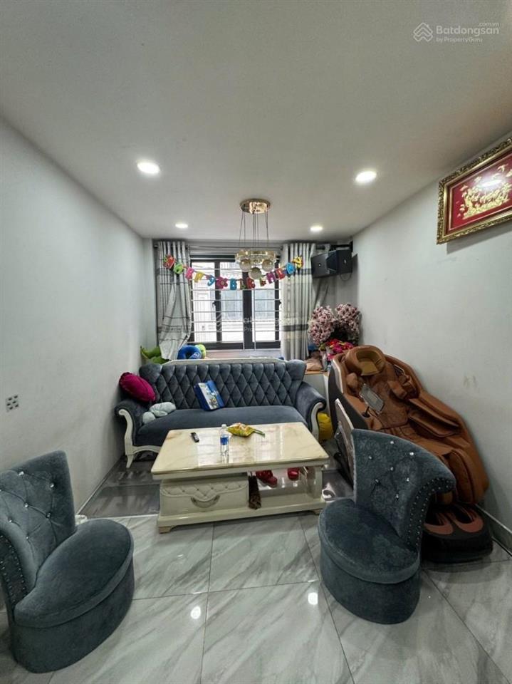 Nhà đẹp 5 tầng oto ngủ nhà  trung tâm quận 10  chỉ việc xách vali vào ở