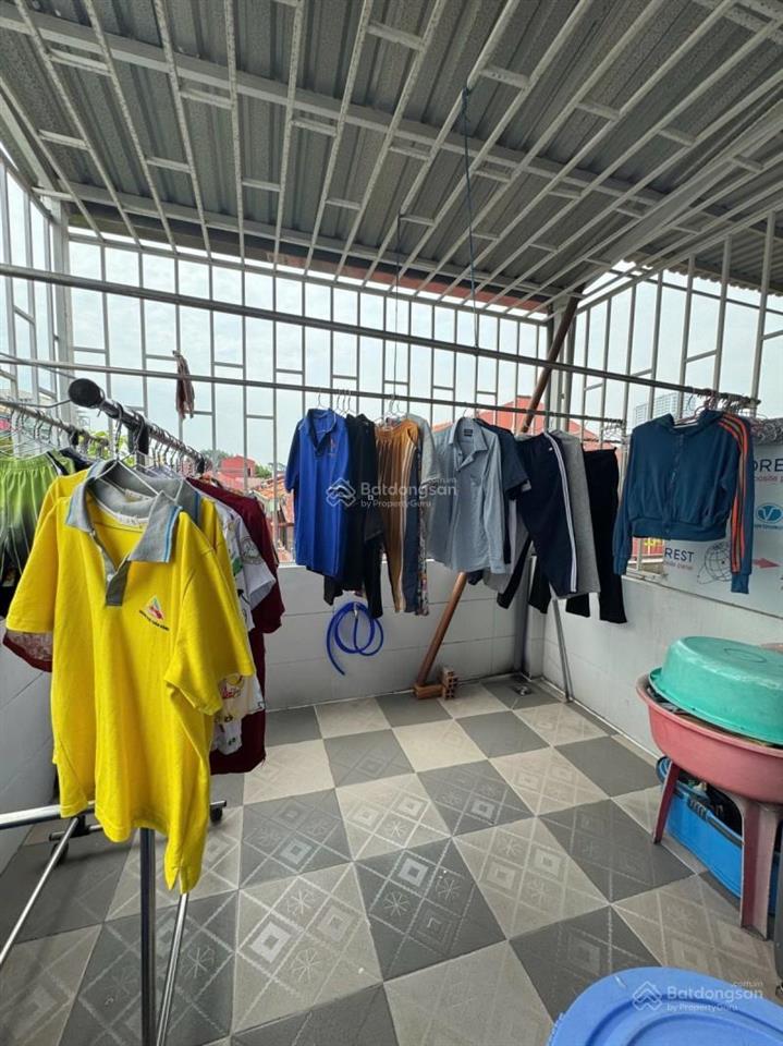 Nhà đẹp 5 tầng oto ngủ nhà  trung tâm quận 10  chỉ việc xách vali vào ở