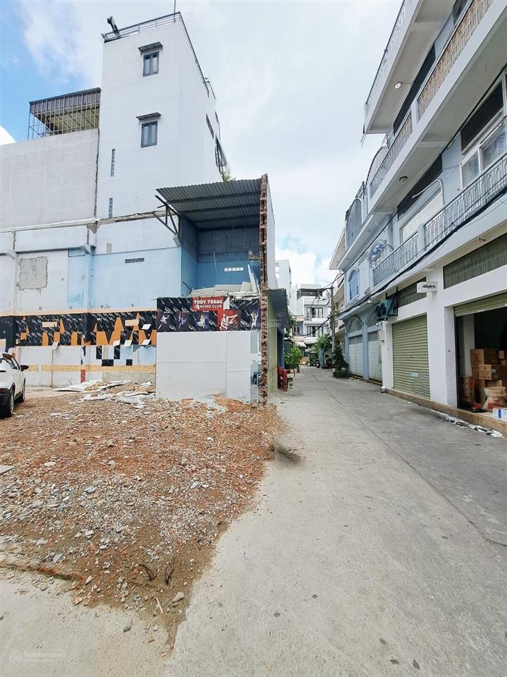 Bán đất gần đầm sen đất trống xây mới chỉ 4.1 tỷ gần ngã tư hòa bình lũy bán bích
