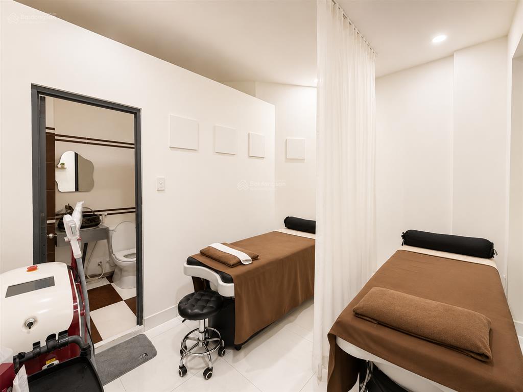 Bán nhà hẻm xe hơi. vị trí âu cơ quận 11. diện tích ngang 4.35 x dài 11. công nhận 46.3m².