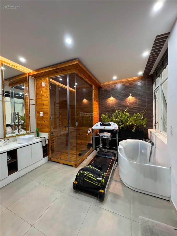 Cần bán biệt thự bàu cát 2 tân bình hầm ô tô thang máy 6 tầng