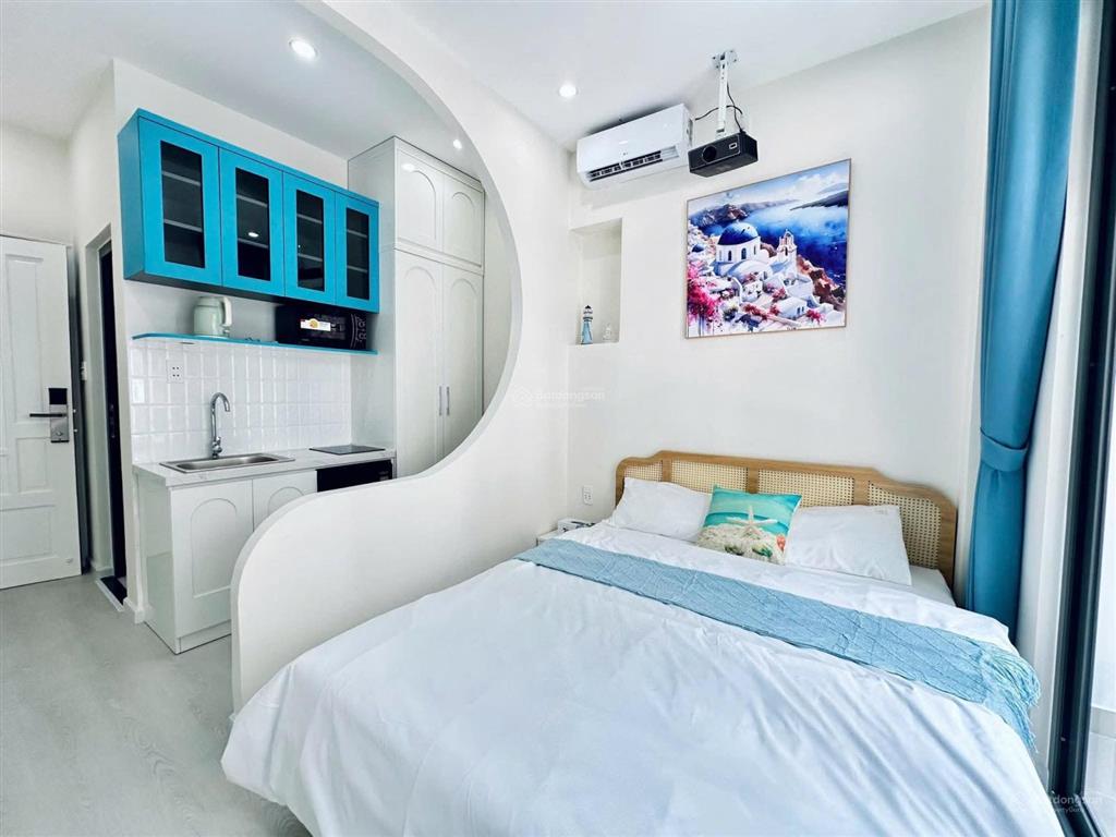 Cần bán nhà cách mạng tháng 8  chdv 7 phòng full nội thất thang máy trung tâm quận 3 chỉ 14.5t