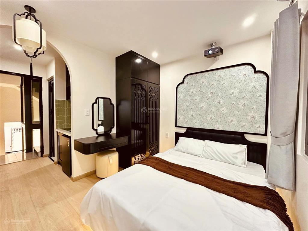 Cần bán nhà cách mạng tháng 8  chdv 7 phòng full nội thất thang máy trung tâm quận 3 chỉ 14.5t