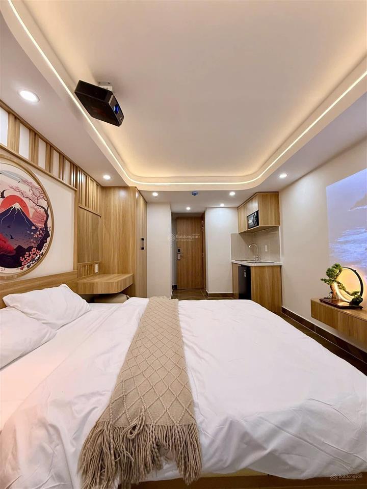 Cần bán nhà cách mạng tháng 8  chdv 7 phòng full nội thất thang máy trung tâm quận 3 chỉ 14.5t